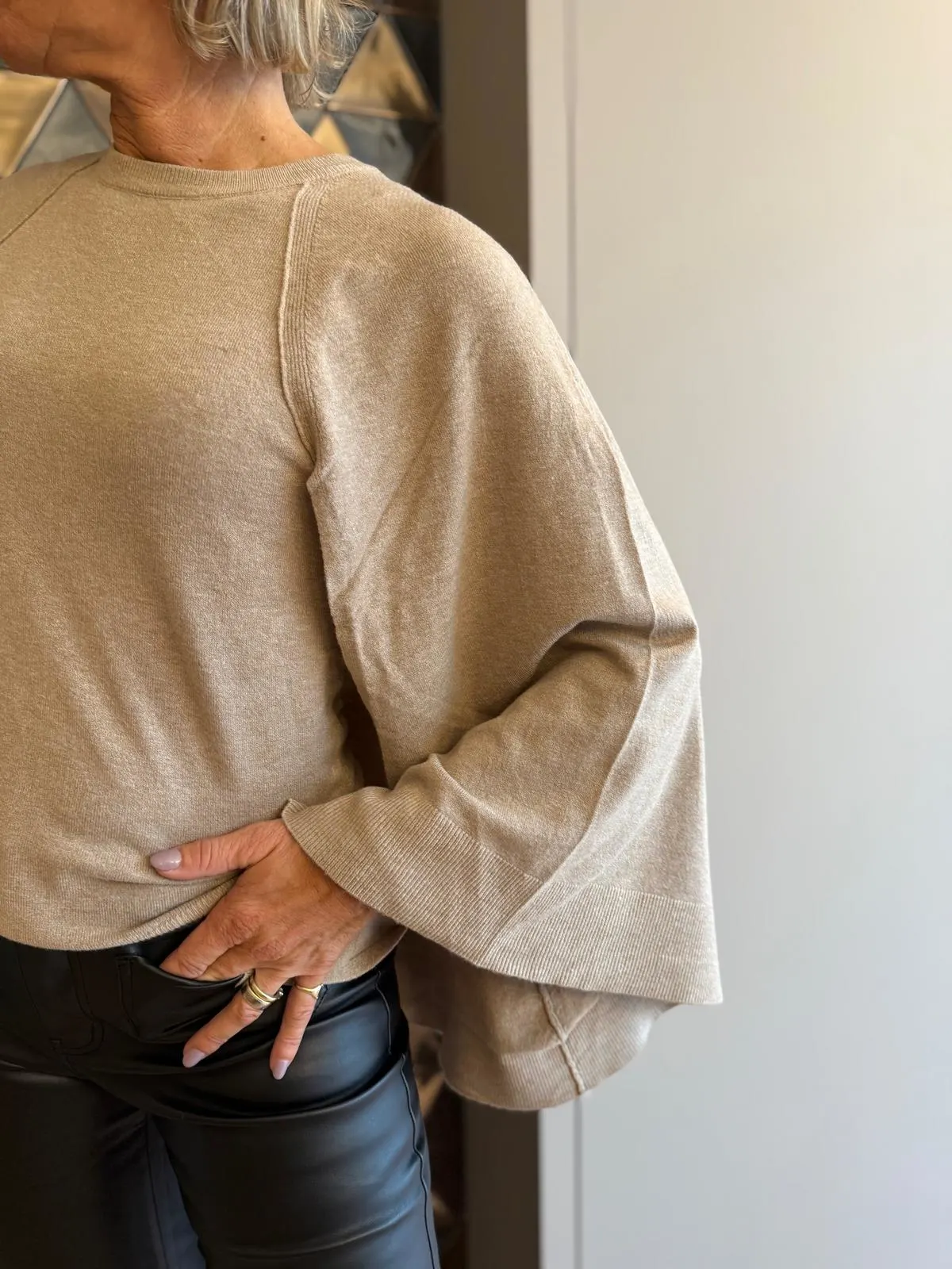 Trui Vleermuis | Taupe - Afbeelding 2