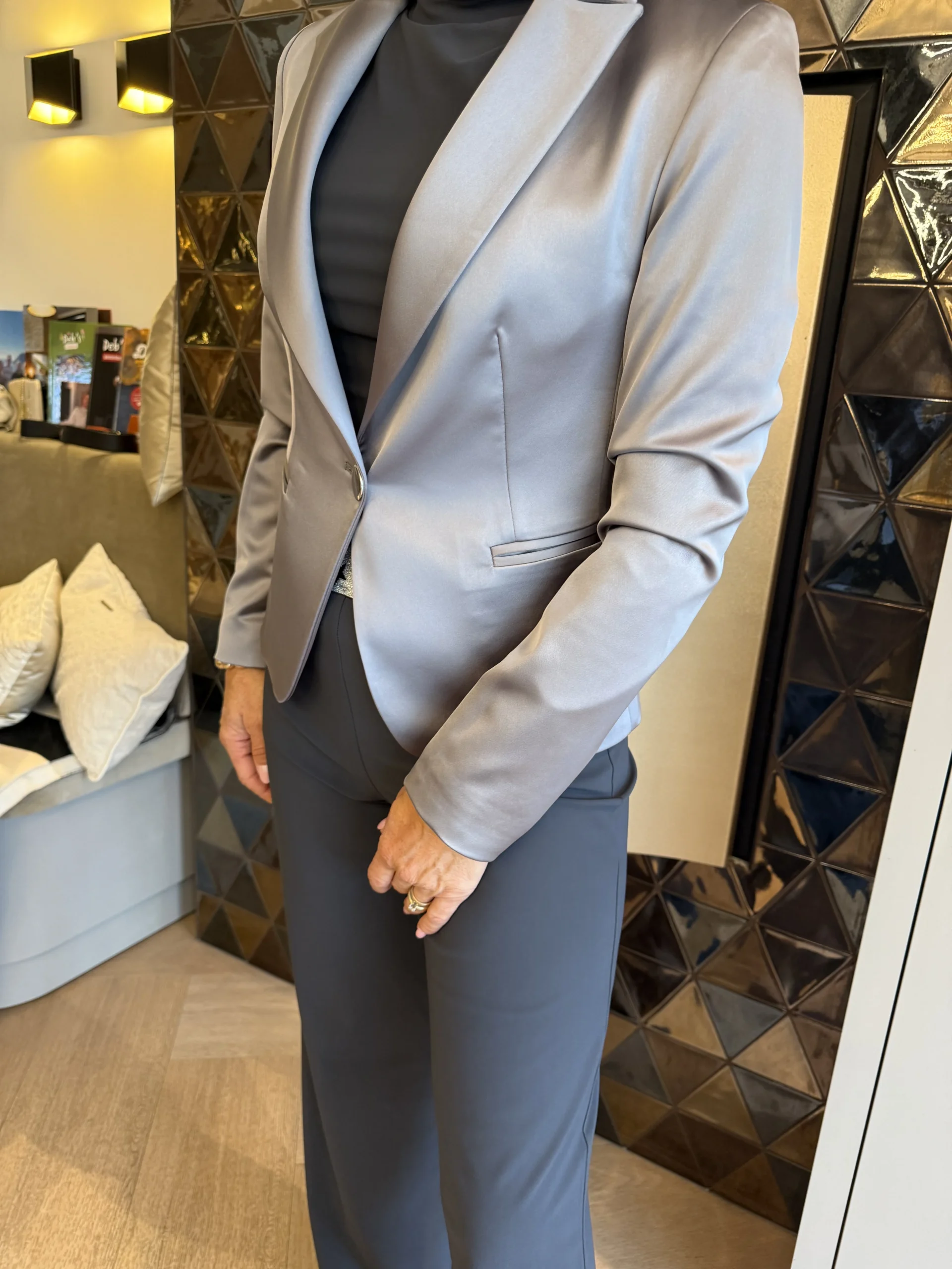 Blazer Kort Venezia | Satijn | Grijs - Afbeelding 2