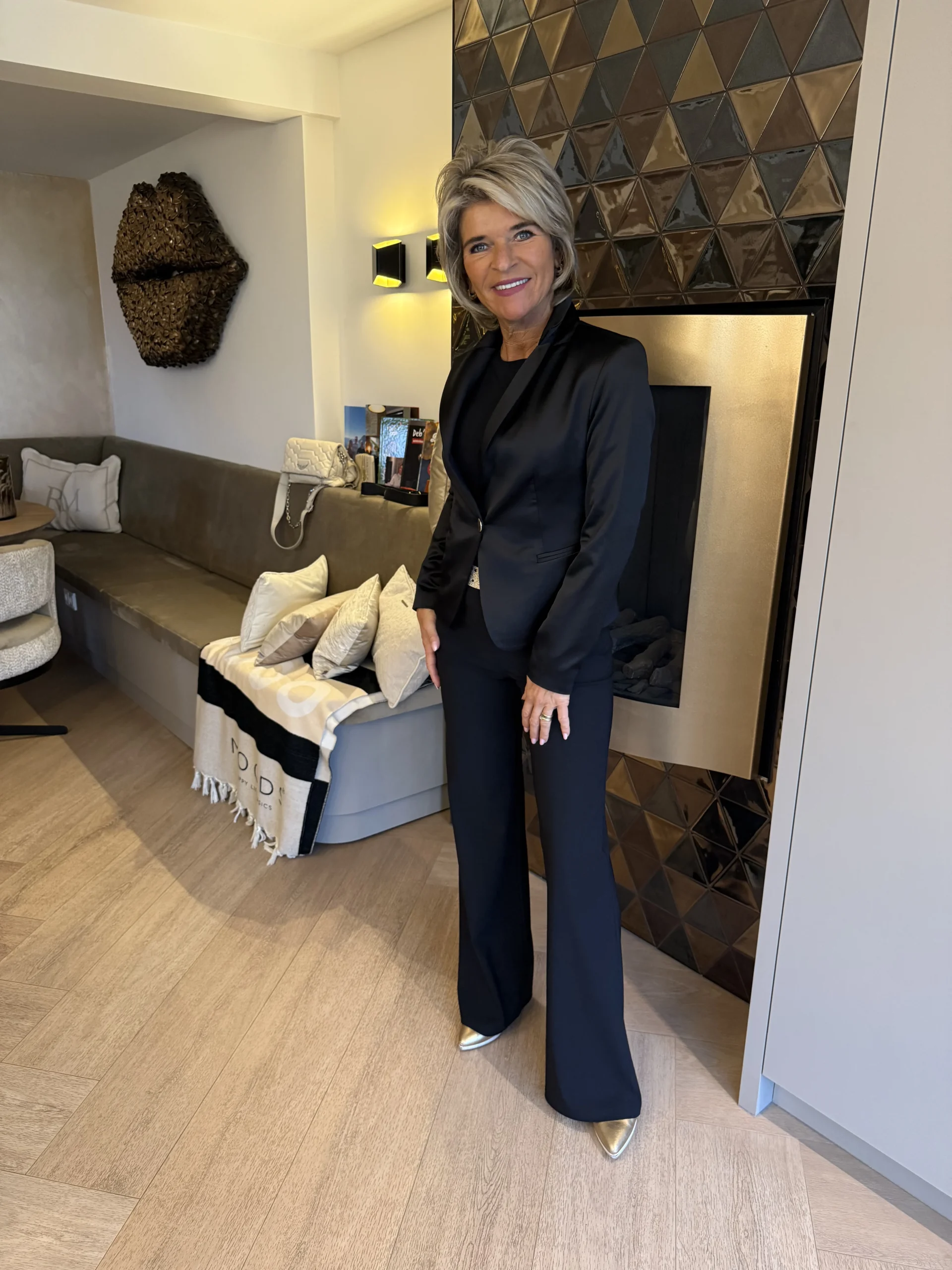 Blazer Kort Venezia | Satijn | Zwart