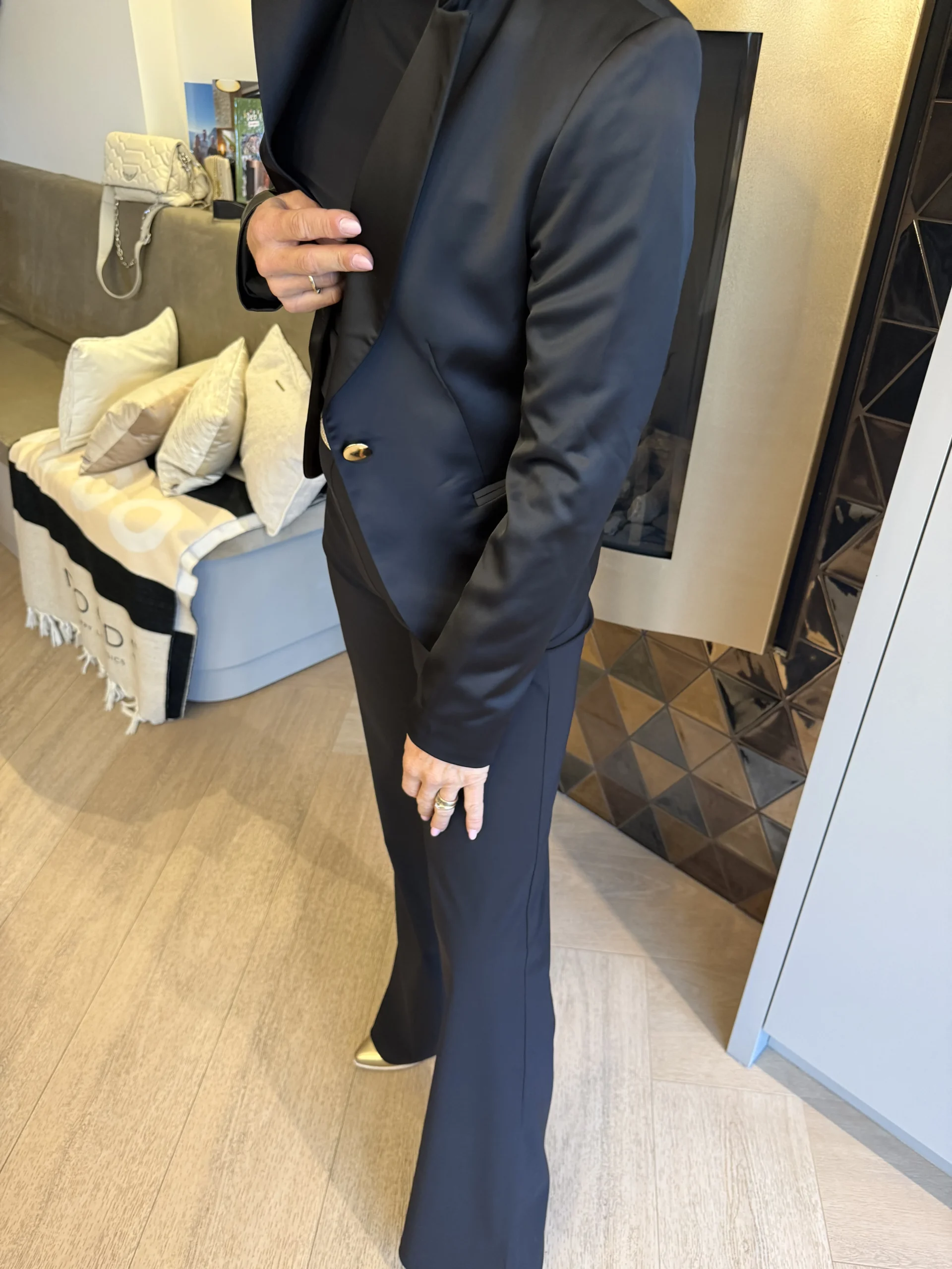 Blazer Kort Venezia | Satijn | Zwart - Afbeelding 3