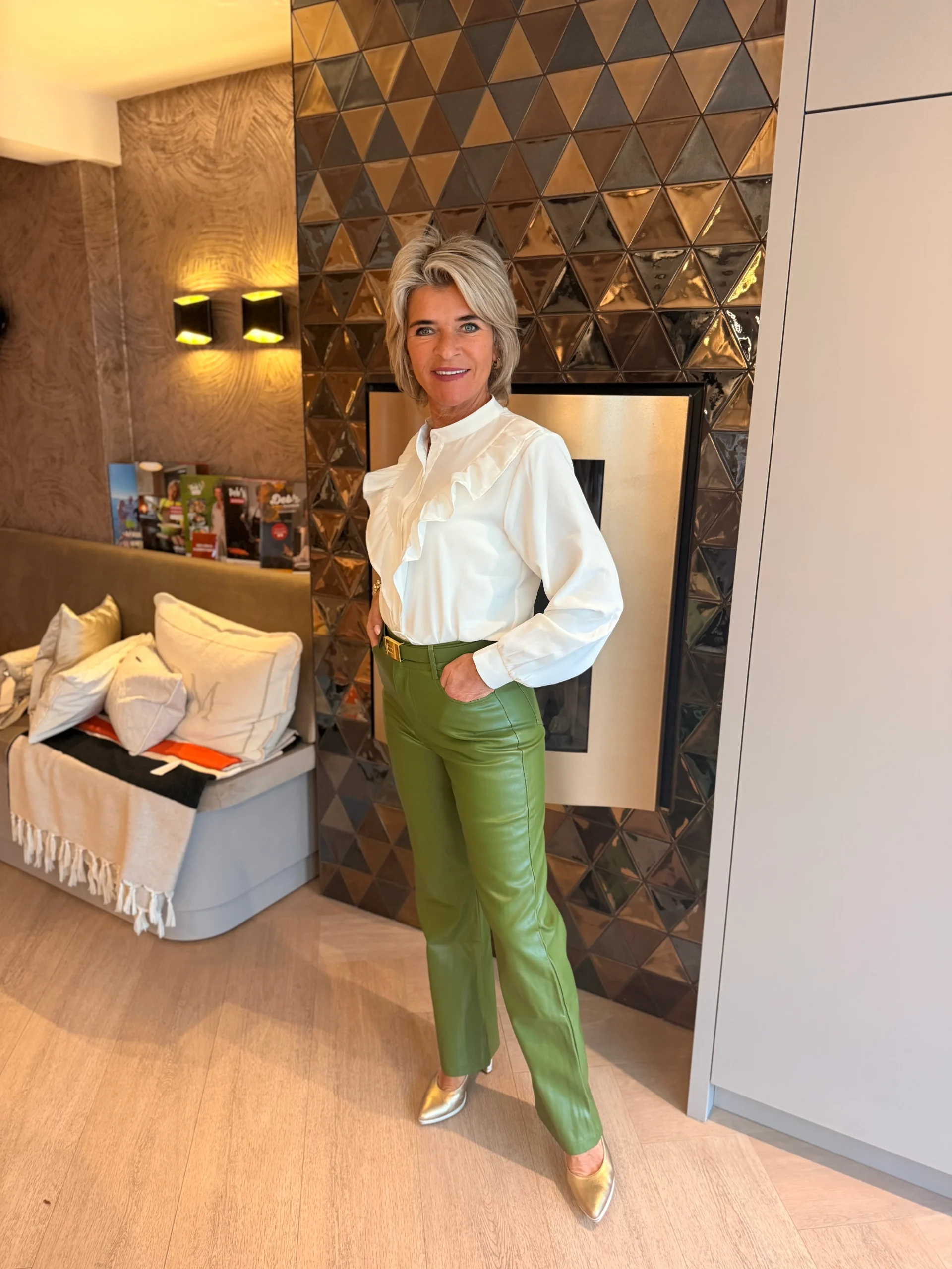 Straight Leg Leder Sterre | Pistache