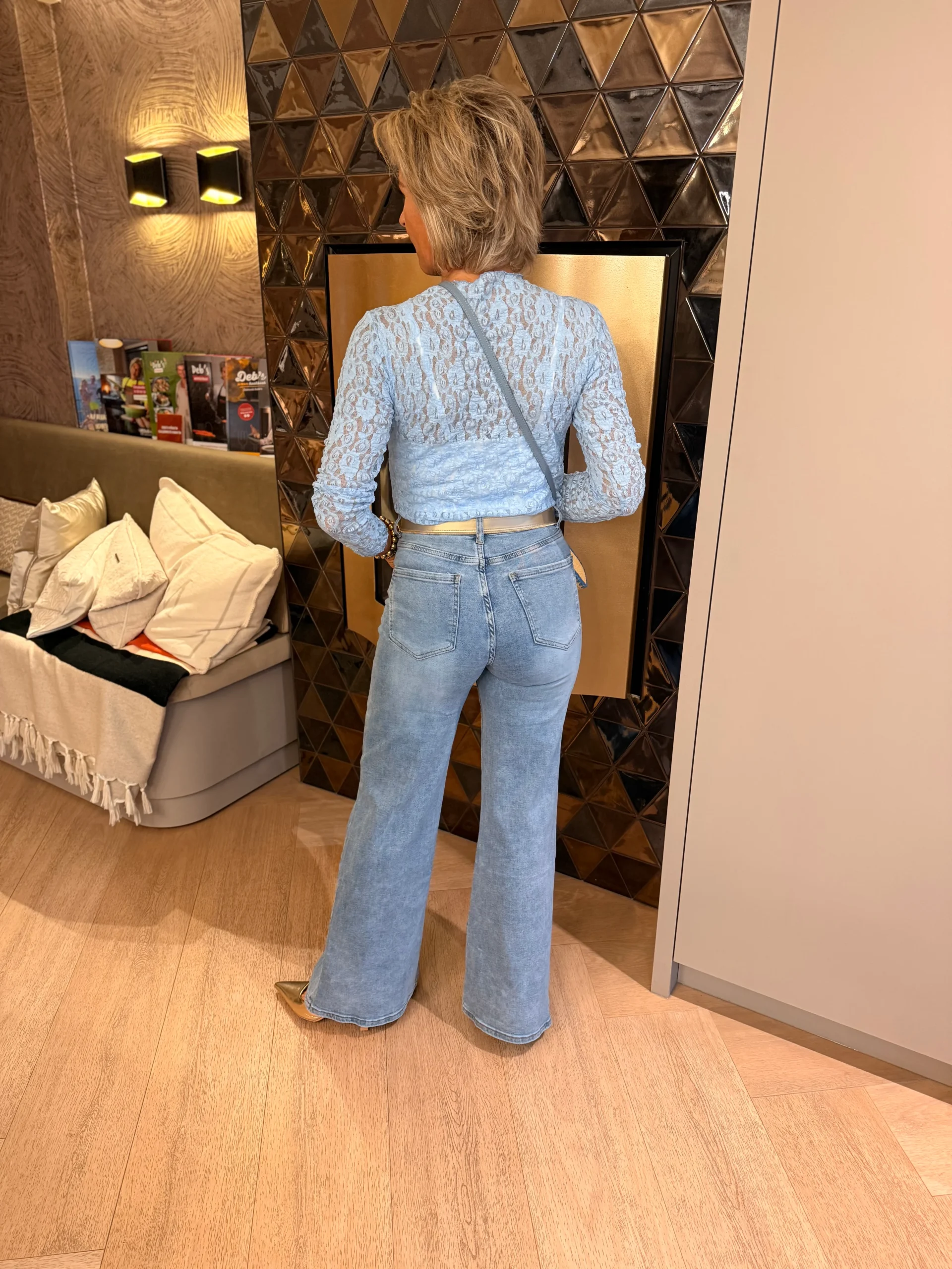 Flared Monday - Afbeelding 2