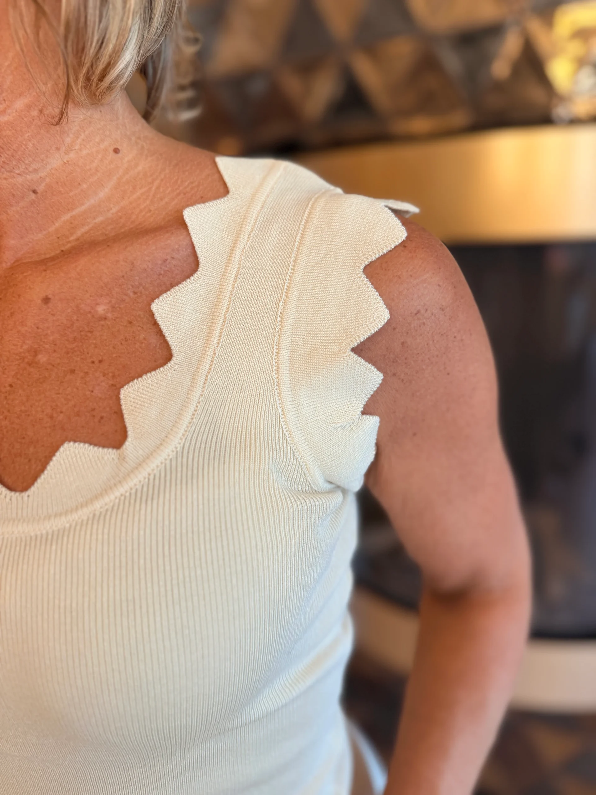 Top Yvet | Beige - Afbeelding 2